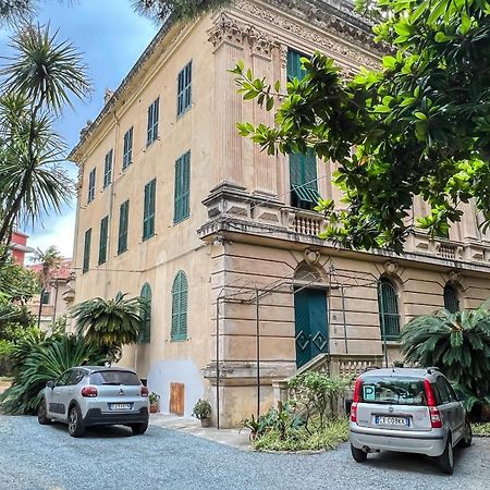 Appartamenti In Villa Del '900 Varazze Exterior foto